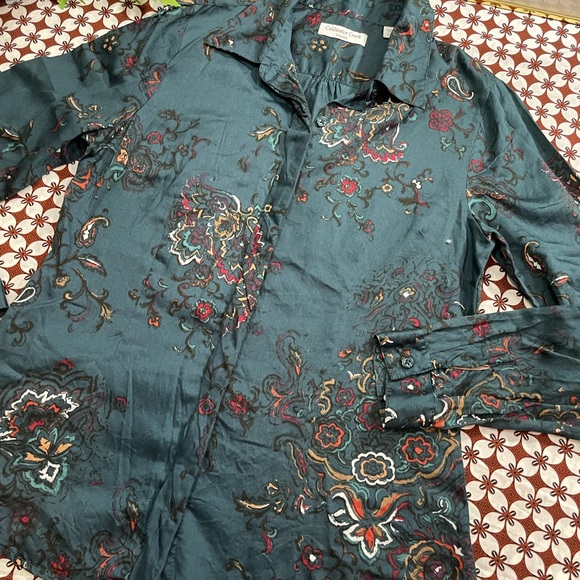 Cold Water Creek Button Down shirt - Picture 2 of 12